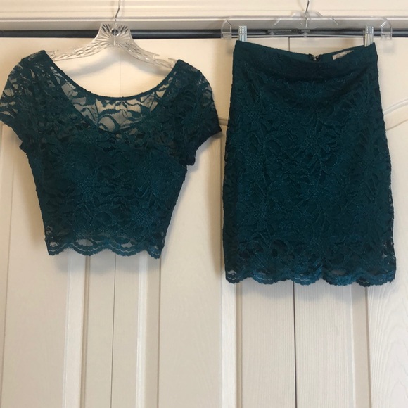 Speechless Dresses & Skirts - Speechless Two Piece Lace Emerald Dress